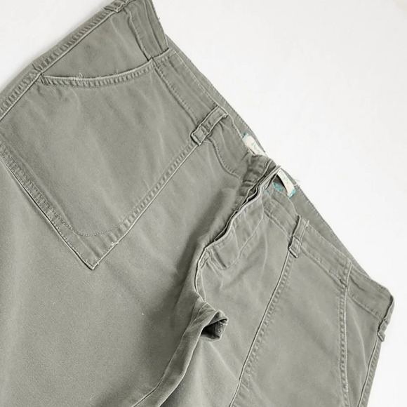 American Eagle Cropped Style Olive Shorts - Picture 2 of 11